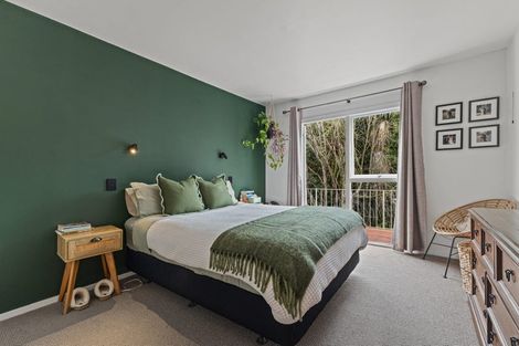 Photo of property in 9 Esher Place, Saint Martins, Christchurch, 8022