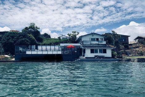 Photo of property in 155 Torkar Road, Clarks Beach, 2122