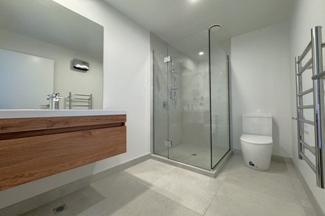 Photo of property in 4/13 Goldsmith Place, Waltham, Christchurch, 8023