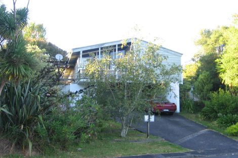 Photo of property in 14 Cheryl Place, Hillcrest, Auckland, 0627