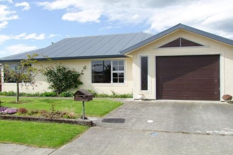 Photo of property in 2 Duthie Street, Milton, 9220