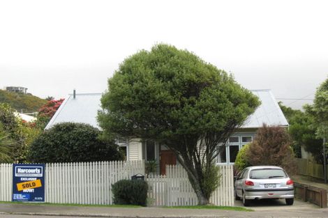 Photo of property in 22 Beauchamp Street, Karori, Wellington, 6012