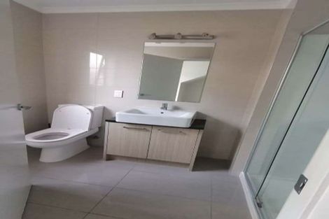 Photo of property in 6 Lane Cameron Place, Flat Bush, Auckland, 2019