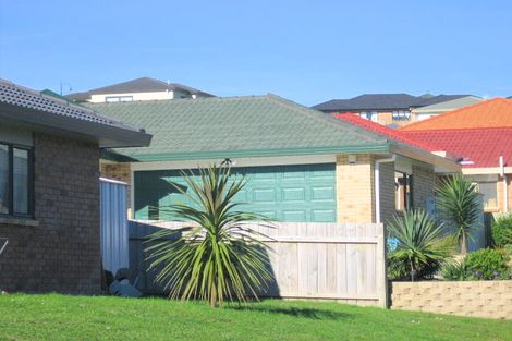 Photo of property in 5 Chesterton Terrace, Henderson, Auckland, 0612
