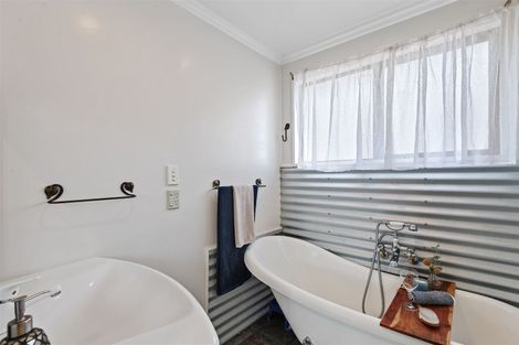 Photo of property in 10 Shire Lane, Woolston, Christchurch, 8062