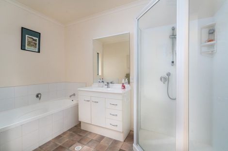 Photo of property in 23 The Grove, Nukuhau, Taupo, 3330