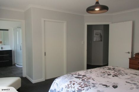 Photo of property in 11 Lithgow Drive, Otamatea, Whanganui, 4500