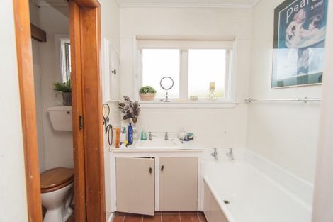 Photo of property in 5 Burke Street, Pleasant Point, 7903