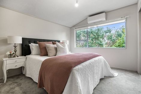 Photo of property in 5/40 Radiata Lane, Chatswood, Auckland, 0626