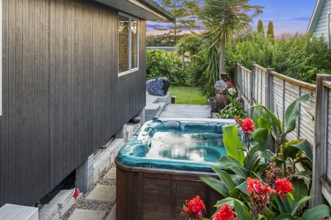 Photo of property in 108 Charles Street, Westshore, Napier, 4110