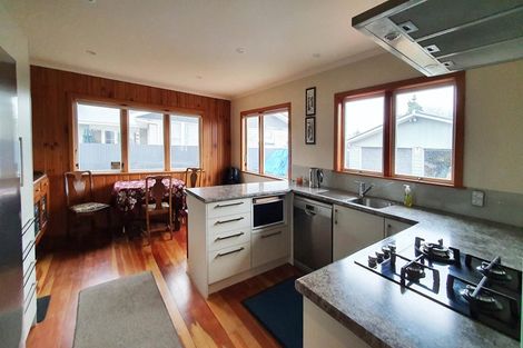 Photo of property in 9 Downing Avenue, Pirimai, Napier, 4112