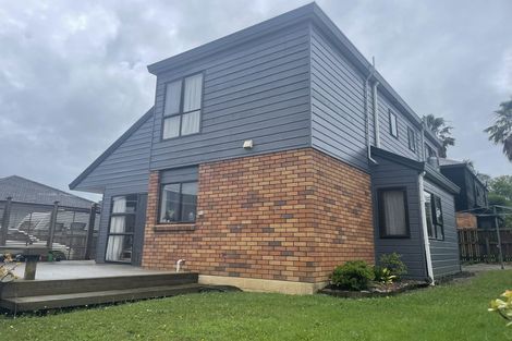 Photo of property in 3/72 Moore Street, Howick, Auckland, 2014