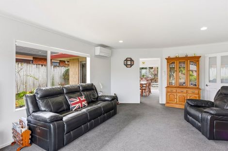Photo of property in 3 Nicholas Place, Waikanae Beach, Waikanae, 5036