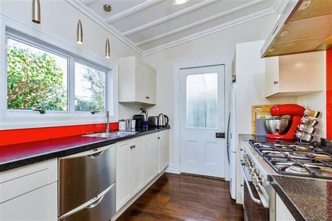 Photo of property in 11 Reimers Avenue, Mount Eden, Auckland, 1024