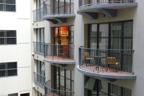 Photo of property in Atrium Apartments, 3g/154 The Terrace, Wellington Central, Wellington, 6011