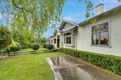 Photo of property in 210 Davis Street, Saint Leonards, Hastings, 4120