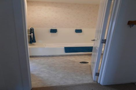 Photo of property in 120 Tirohanga Drive, Whangamata, 3620