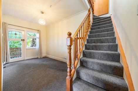 Photo of property in 9 Mckenzie Terrace, Te Aro, Wellington, 6011