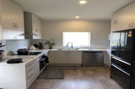 Photo of property in 22 Taiaapure Street, Weymouth, Auckland, 2103