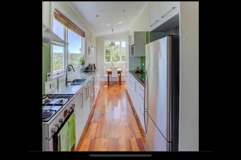 Photo of property in 6 Chesterton Street, Johnsonville, Wellington, 6037