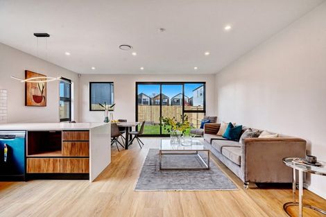 Photo of property in 15 Sails Road, Hobsonville, Auckland, 0616