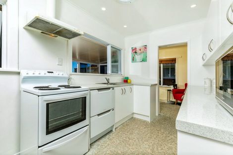 Photo of property in 3 Acacia Road, Torbay, Auckland, 0632