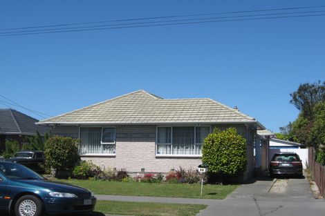 Photo of property in 28 Newmark Street, Bishopdale, Christchurch, 8053