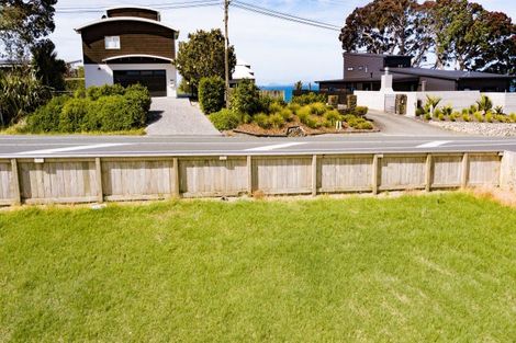 Photo of property in 11 Milky Way, Langs Beach, 0582