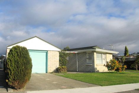Photo of property in 5 Weathers Place, Taradale, Napier, 4112