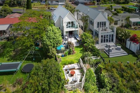 Photo of property in 7a Torkar Road, Clarks Beach, 2122