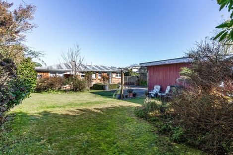 Photo of property in 12 Titoki Avenue, Waipahihi, Taupo, 3330