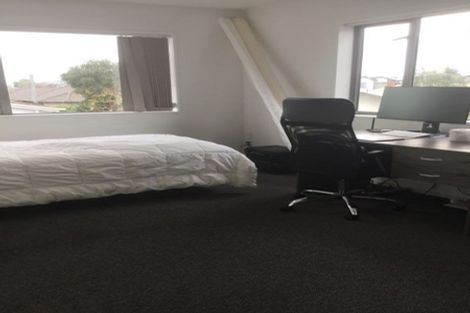 Photo of property in 70b Elizabeth Street, Riccarton, Christchurch, 8041