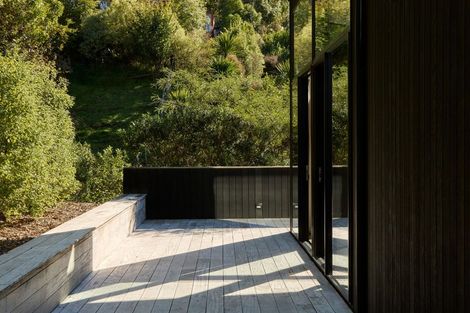 Photo of property in 5 Harkess Lane, Lyttelton, 8082