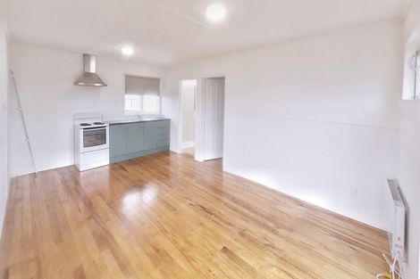 Photo of property in 1/48 Woodside Road, Massey, Auckland, 0614