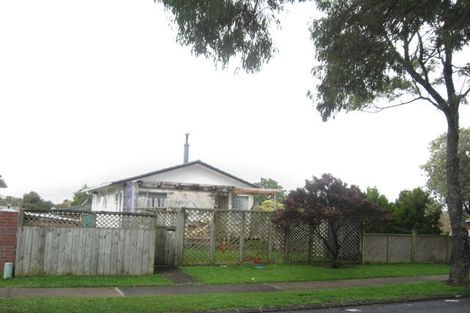 Photo of property in 2 Cheam Place, Pakuranga Heights, Auckland, 2010