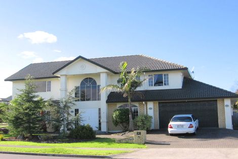 Photo of property in 8 Santa Ana Drive, Shamrock Park, Auckland, 2016