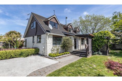 Photo of property in 12 Gibbs Drive, Woodend, 7610