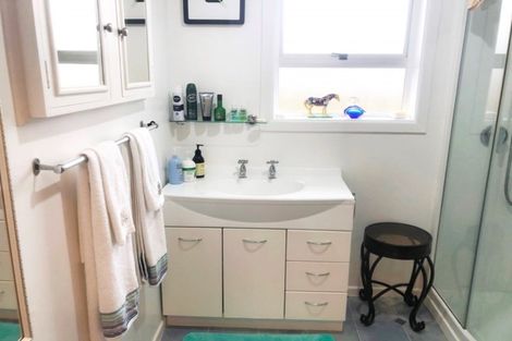 Photo of property in 7 Grenville Street, Levin, 5510