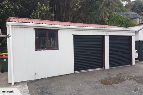 Photo of property in 19 Simons Street, Moturoa, New Plymouth, 4310