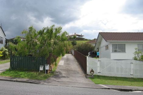 Photo of property in 54c West Harbour Drive, West Harbour, Auckland, 0618