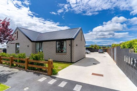 Photo of property in 1e Dey Street, Mosgiel, 9024