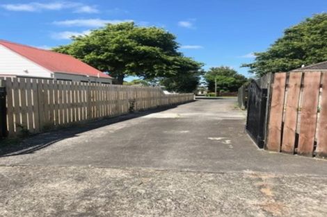 Photo of property in 2/22 Cosgrave Road, Papakura, 2110