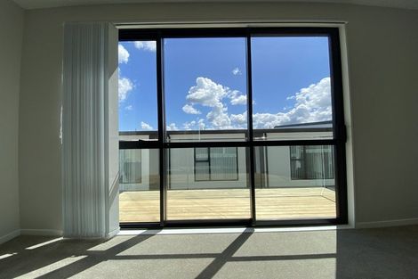 Photo of property in 35 Hinonga Loop, Silverdale, 0932