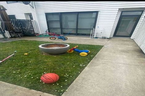 Photo of property in 12 Hakaro Way, Takanini, 2112