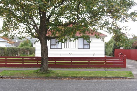 Photo of property in 7 Chapman Crescent, Naenae, Lower Hutt, 5011