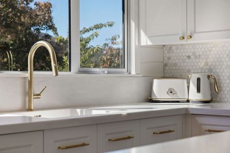 Photo of property in 13 Argyle Place, Arrowtown, 9302