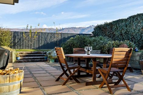 Photo of property in 5 Ethereal Crescent, Mount Pisa, Cromwell, 9383