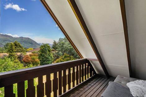 Photo of property in 197 Beacon Point Road, Wanaka, 9305