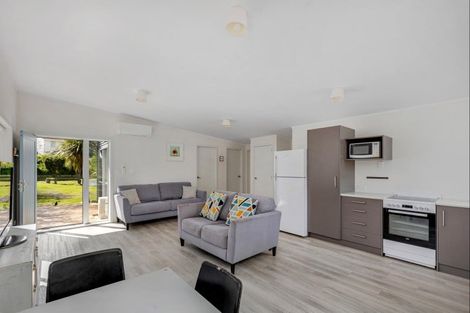 Photo of property in 56 Pinedale Crescent, Riversdale Beach, Masterton, 5872