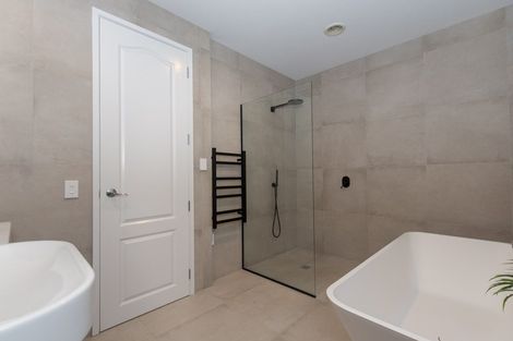 Photo of property in 259 Beacon Point Road, Wanaka, 9305